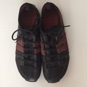 Men’s Casual Shoes